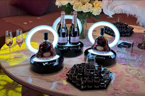 台州夜场招聘,高薪急聘晚班女,机会千万别错失咯